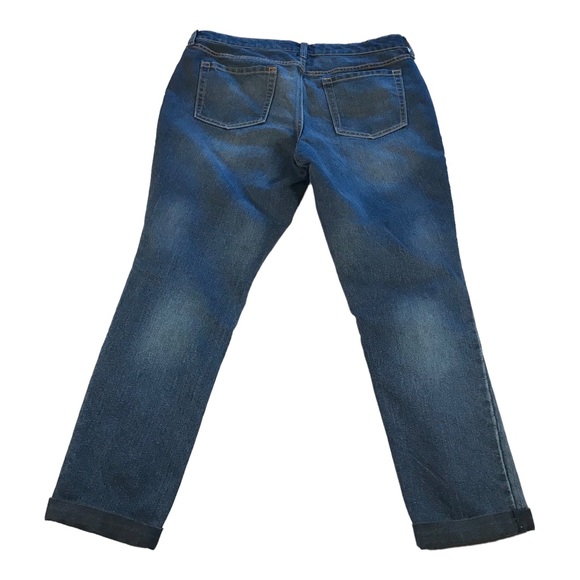 GAP Boyfriend Cuffed Jeans - Picture 3 of 11